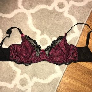 Adore Me✨ Red and Black Unlined Lace Bra✨